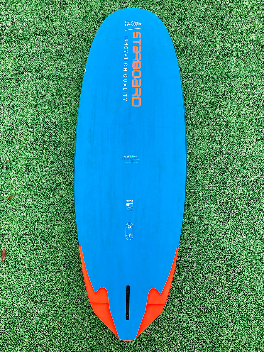 中古 ウインドサーフィンボード isonic