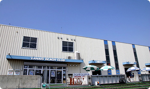 ラナイズビーチクラブ受付イメージ